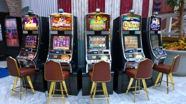 c11 Slots